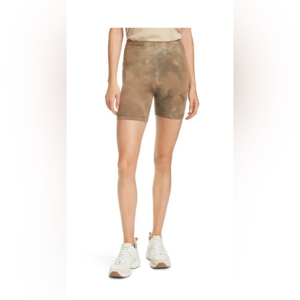 New with tag Cotton Citizen Milan bike shorts in Toffee Haze